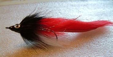 hechtstreamer in rot & schwarz